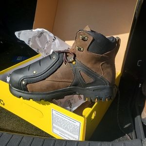 10.5 Carolina Met Gaurd boots